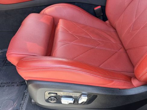 Used 2024 BMW XM AWD/4WD image 17