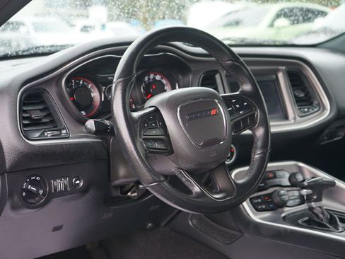 Used 2022 Dodge Challenger SXT w/ Blacktop Package image 10