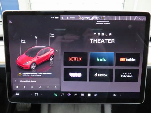 Used 2024 Tesla Model Y Long Range image 20