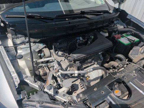 Used 2018 Nissan Rogue S AWD/4WD image 34