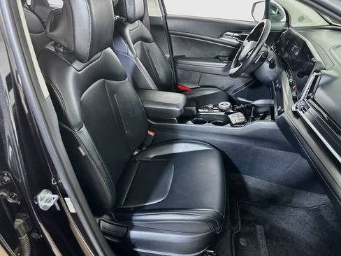 Used 2023 Kia Sportage EX AWD/4WD image 11