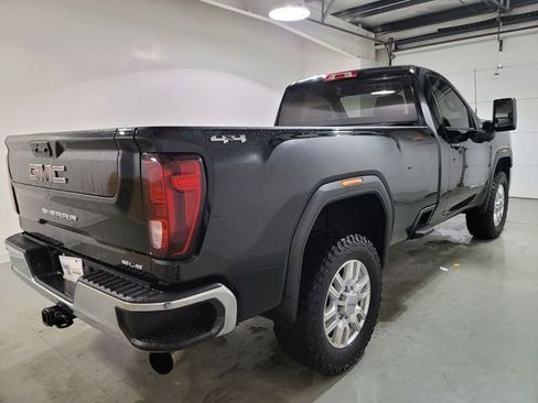 Used 2022 GMC Sierra 3500 SLE w/ SLE Convenience Package image 7