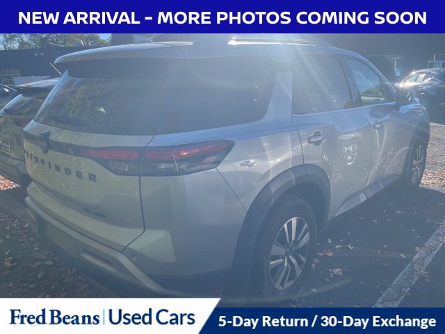Certified 2024 Nissan Pathfinder SL w/ Black Appearance Package AWD/4WD image 7