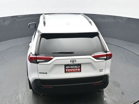 Certified 2022 Toyota RAV4 XLE w/ Convenience Package image 42