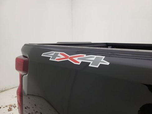 New 2026 Chevrolet Silverado 1500 LT image 25