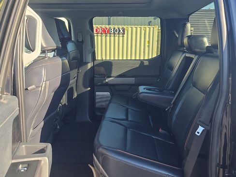 Certified 2025 Ford F350 Lariat w/ Camper Package image 12