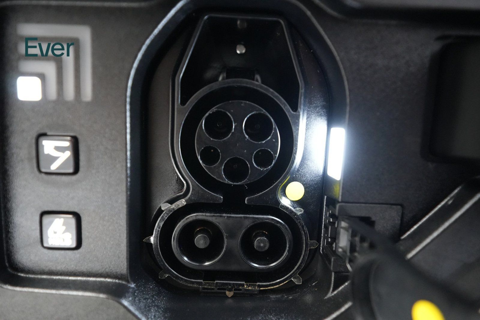 Used 2024 Kia EV9 Light Long Range RWD image 10
