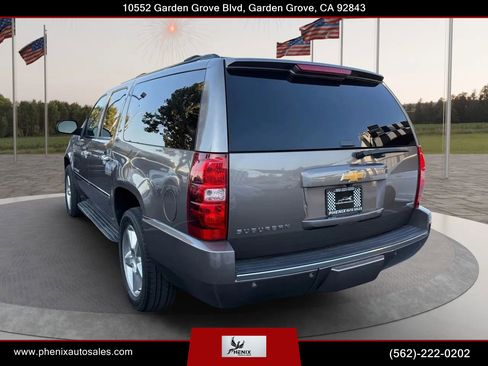 Used 2012 Chevrolet Suburban LTZ image 8