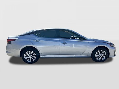 New 2025 Nissan Altima 2.5 S image 6