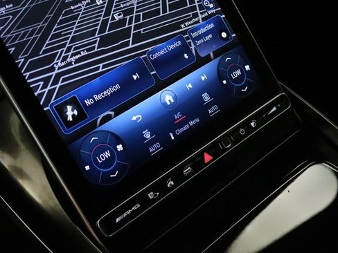 Used 2022 Mercedes-Benz SL 55 AMG 4MATIC image 32