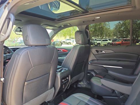 Used 2024 Chevrolet Traverse RS w/ LPO, Floor Liner Package FWD image 15
