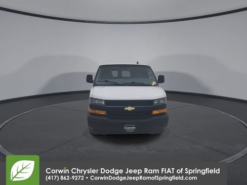 Used 2023 Chevrolet Express 3500 LS RWD image 5