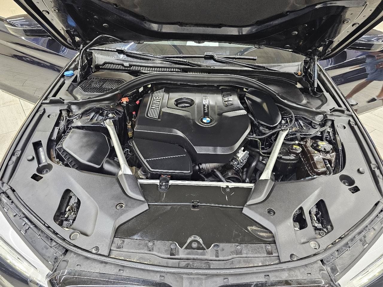 Used 2019 BMW 530i w/ M Sport Package RWD image 46