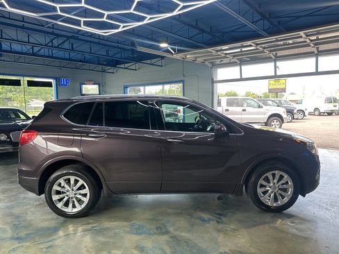 Used 2017 Buick Envision Essence image 10