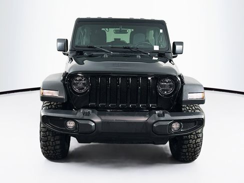 Used 2022 Jeep Wrangler Willys image 2
