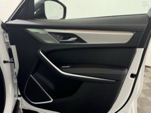 New 2026 Jaguar F-PACE R-Dynamic S image 15