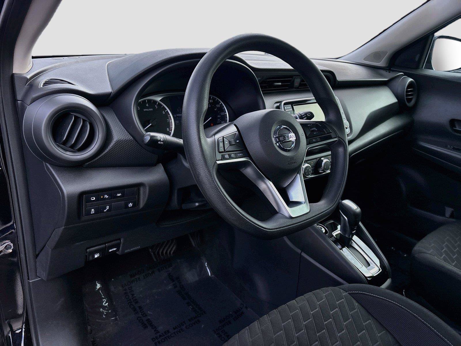 Used 2021 Nissan Kicks S FWD image 10