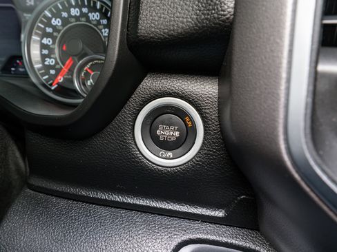 Used 2019 RAM 1500 Big Horn image 23