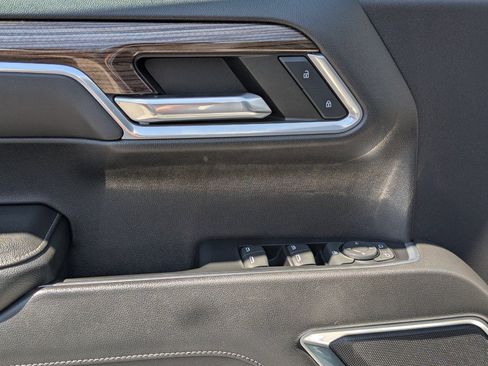 Certified 2022 Chevrolet Silverado 1500 RST RWD image 18