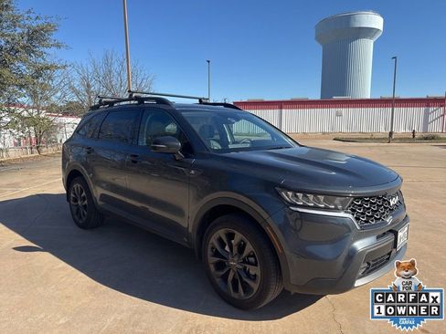 Used 2023 Kia Sorento X-Line EX image 3