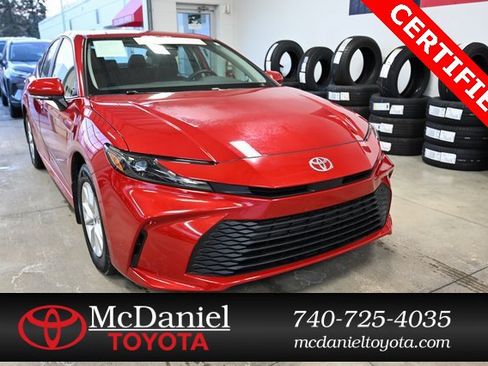 Certified 2025 Toyota Camry LE image 3