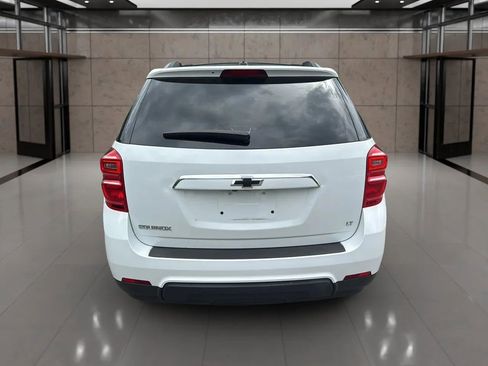 Used 2017 Chevrolet Equinox LT w/ Sport Edition image 6