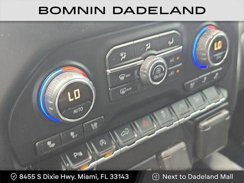 Used 2019 Chevrolet Silverado 1500 High Country image 28