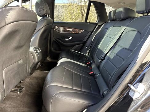 Used 2017 Mercedes-Benz GLC 300 4MATIC image 28
