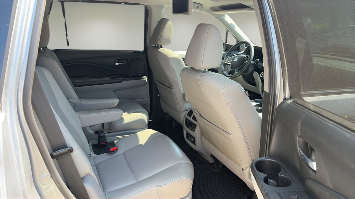 Used 2020 Honda Pilot Touring image 9