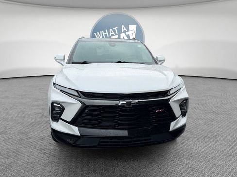 Used 2023 Chevrolet Blazer RS w/ Driver Confidence II Package FWD image 9