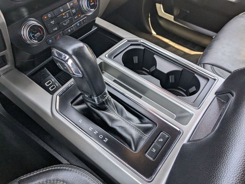 Used 2020 Ford F150 Lariat w/ Equipment Group 502A Luxury AWD/4WD image 26