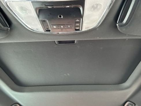 Used 2016 Dodge Charger SRT w/ Technology Group image 14