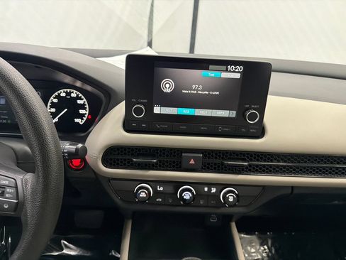 Used 2025 Honda HR-V LX image 25