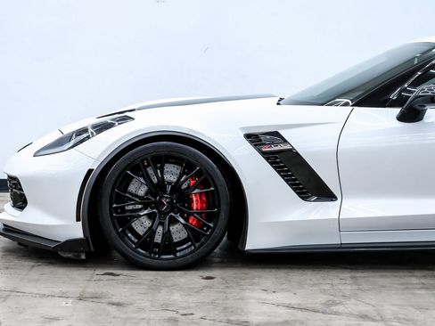 Used 2017 Chevrolet Corvette Z06 image 13