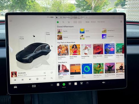 Used 2024 Tesla Model 3 Standard Range image 31