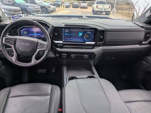 Used 2024 Chevrolet Silverado 2500 LTZ w/ LTZ Plus Package image 15