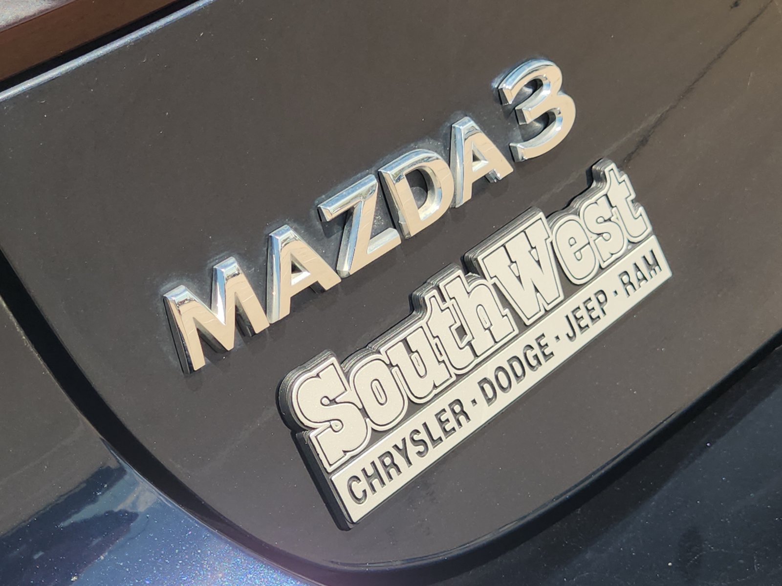 Used 2023 MAZDA MAZDA3 s FWD image 14