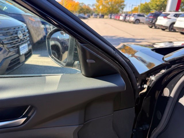 Certified 2023 Nissan Altima 2.5 SV FWD image 18