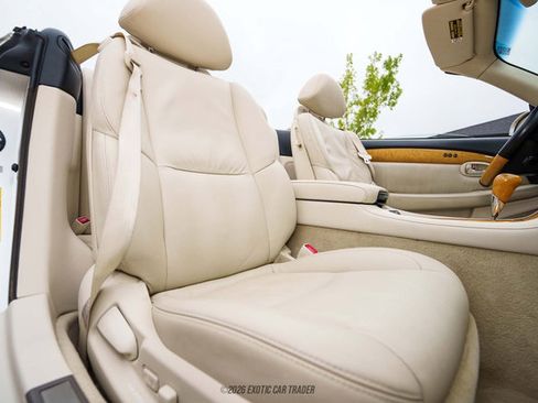 Used 2003 Lexus SC 430 Convertible RWD image 67