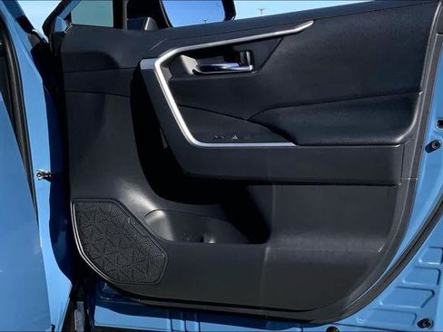 Certified 2024 Toyota RAV4 SE image 22