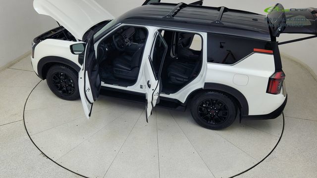Used 2026 Nissan Armada PRO-4X w/ Captain's Chari Seat Package AWD/4WD image 87