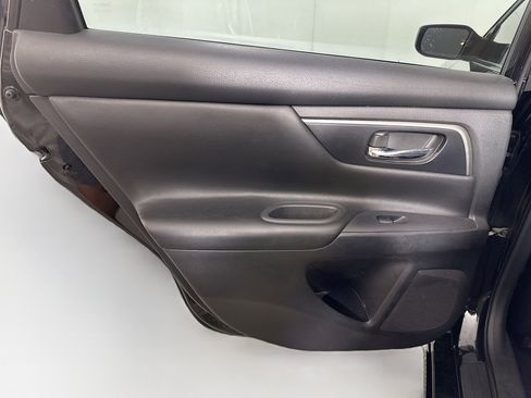 Used 2015 Nissan Altima 2.5 S w/ Power Driver Seat Package FWD image 23