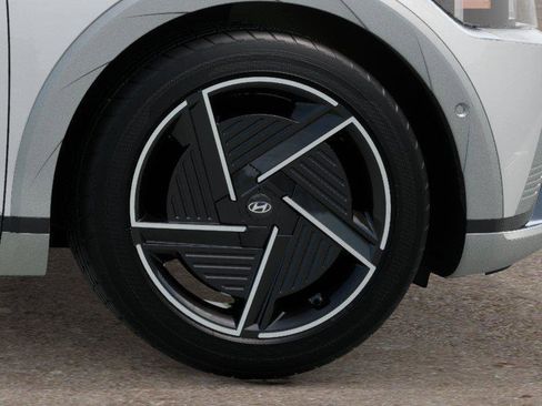 New 2026 Hyundai Ioniq 5 Limited image 8