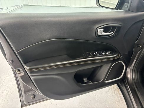 Used 2021 Jeep Compass Latitude w/ Driver Assistance Group FWD image 34