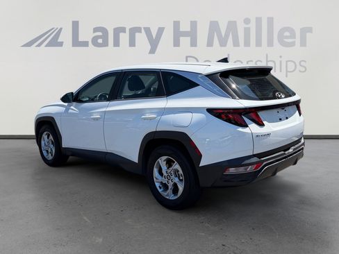 Used 2022 Hyundai Tucson SE FWD image 3