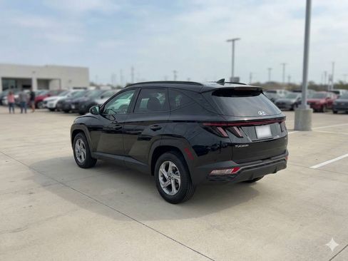 Used 2025 Hyundai Tucson SEL FWD image 2
