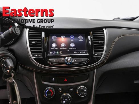Used 2020 Chevrolet Trax LS w/ Tint and Cruise Package AWD/4WD image 12