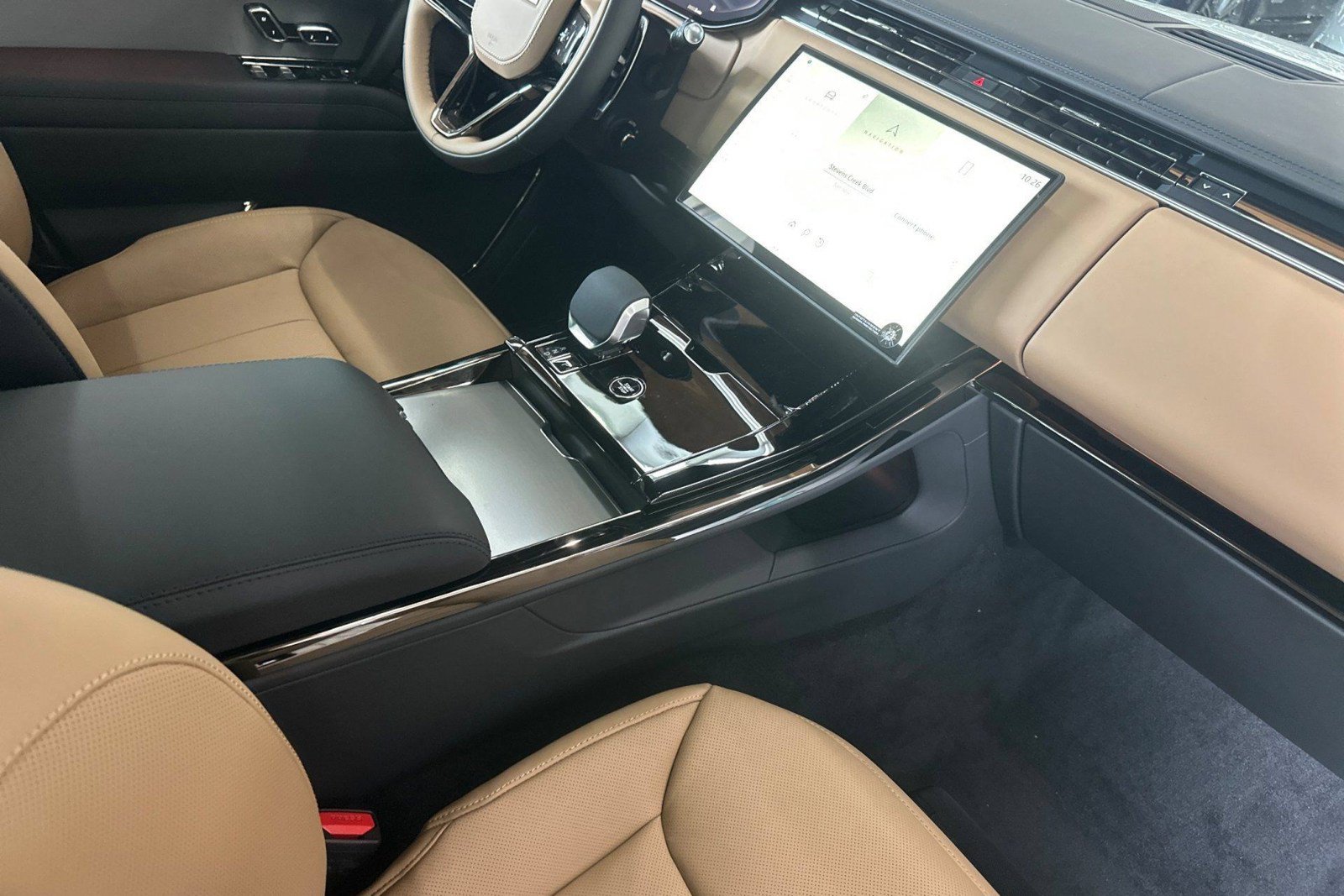 New 2026 Land Rover Range Rover Sport Dynamic SE AWD/4WD image 90