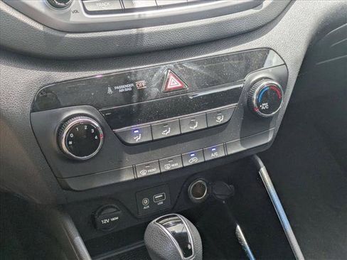 Used 2016 Hyundai Tucson SE w/ Option Group 02 FWD image 13