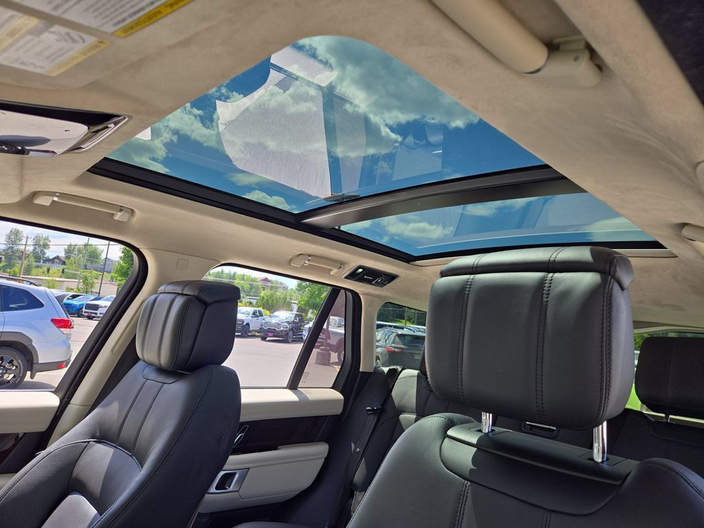 Used 2018 Land Rover Range Rover Supercharged AWD/4WD image 27